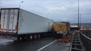 Anadolu Otoyolu&#039;nun Kocaeli kesiminde 21 aracın karıştığı zincirleme trafik kazası: 20 yaralı