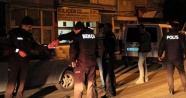 Ankara'da gece yarısı emlakçı dükkanı kurşunlandı