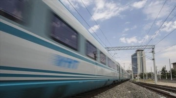 Ankara-İzmir Hızlı Tren Hattı'nın 2024 sonunda bitirilmesi hedefleniyor