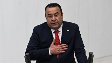 Ankara Milletvekili Adnan Beker, İYİ Parti'den istifa etti