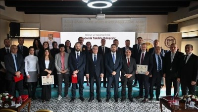 Ankara Sosyal Bilimler &Uuml;niversitesinde '2025 Yılı Akademik &Ouml;d&uuml;l T&ouml;reni' d&uuml;zenlendi
