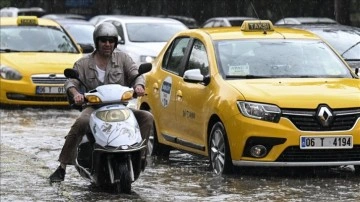 Ankara'da sağanak etkili oldu