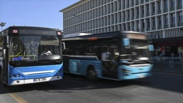 Ankara'daki halk otobüslerinde tüm ücretsiz biniş kartları bir çözüm bulunana kadar geçerli ola