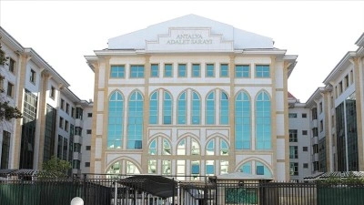 Antalya B&uuml;y&uuml;kşehir Belediyesi soruşturması davasında ara karar