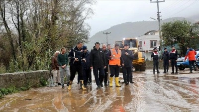 Antalya'da 5 il&ccedil;ede olumsuz hava şartları sebebiyle eğitime bir g&uuml;n ara verildi
