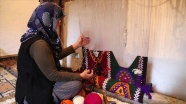 Antalya'da el emeği göz nuru kilimler kadınların ellerinde hayat buluyor