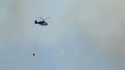 Antalya'da ormanlık alanda &ccedil;ıkan yangına m&uuml;dahale ediliyor