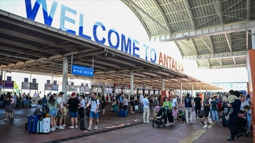 Antalya'ya yılın 9 ayında gelen turist sayısı 14 milyonu aştı
