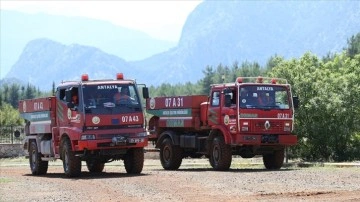 Antalya'da orman yangınlarına müdahale için araç filosu genişletildi
