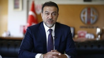 Antalyaspor Başkanı Sabri Gülel, görevinden ayrıldığını açıkladı