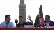 Antalyaspor'da Nasri için coşkulu imza töreni