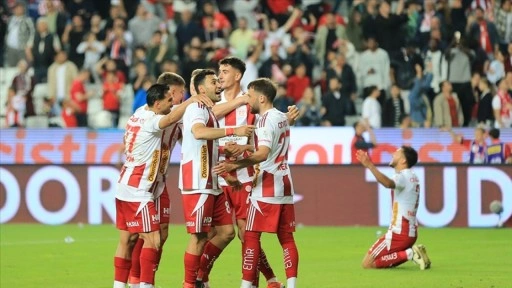 Antalyaspor, Süper Lig'de yarın Kayserispor'a konuk olacak