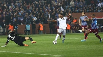 Antalyasporlu Haji Wright, golleriyle takımının yükselişine önemli katkı sağladı
