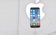 Apple iPhone 7 İçin Dokunmatik Ekranların Siparişini Verdi