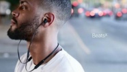 Apple, kablosuz BeatsX kulaklıkları satışa sundu
