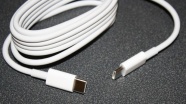 Apple o kablolarını topluyor