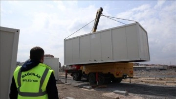 Arama kurtarma yaptıkları Malatya'da şimdi de konteyner kent kuruyorlar