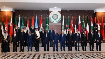 Arap Birliği Zirvesi’nden Filistin haklarına bağlılık ve Suriye’de siyasi çözüm vurgusu çıktı