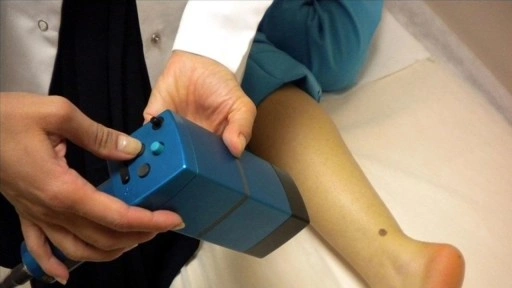 Araştırmaya g&ouml;re, solaryuma girmek melanoma yakalanma riskini neredeyse &uuml;&ccedil; kat artırıyor