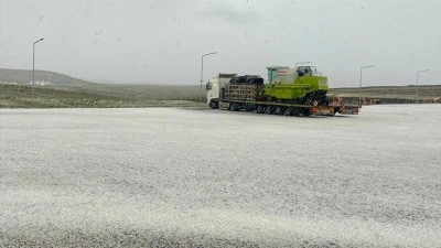 Ardahan'da dolu, Şırnak'ta sağanak hayatı olumsuz etkiledi