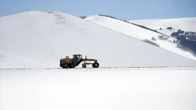 Ardahan ve Kars'ta kar ve soğuk hava etkili oldu
