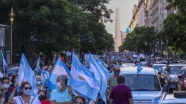 Arjantin&#039;de ayrıcalıklı Kovid-19 aşı uygulaması hükümet karşıtı gösterilere neden oldu