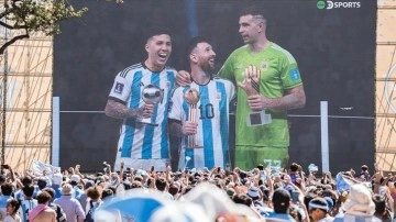 Arjantin halkı Milli Takımlarının Dünya Kupası şampiyonluğunu kutluyor
