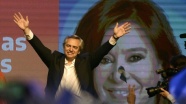Arjantin&#039;in yeni Devlet Başkanı Fernandez yemin etti
