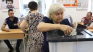 Arnavutluk'ta genel seçimi Sosyalist Partisi kazandı