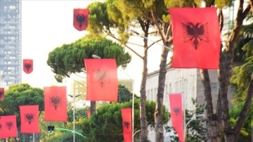 Arnavutluk'ta mahkeme, FETÖ iltisaklı kolejin kapatılması kararını onayladı