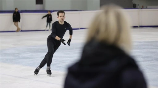 Artistik buz patenci Demirboğa, başladığı "pistte" bitirecek