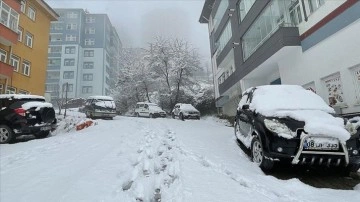 Artvin'de eğitime kar engeli