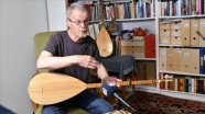 Aşık Veysel hayranı İsveçli ozan 35 yıldır saz çalıp türkü söylüyor