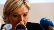 Aşırı sağcı Le Pen'e 'yolsuzluk kıskacı'