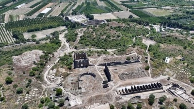 Aspendos'un yaklaşık 2 bin yıllık ana caddesi yeniden hayat buldu