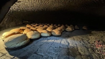 Ata mirası mayayla yapılan Kemalköy ekmeği üç kardeşin fırınından çıkıyor