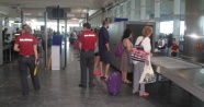 Atatürk Havalimanı nda güvenlik önlemleri artırıldı