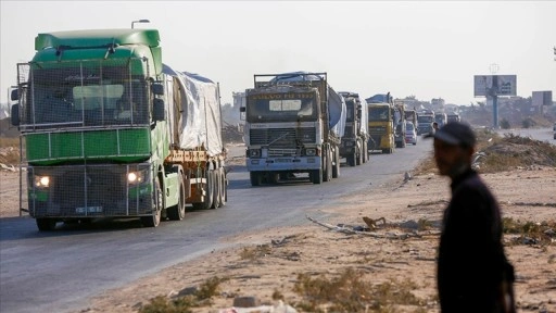 Ateşkesin yürürlüğe girmesinden bu yana Gazze'ye sadece 4 bin 453 yardım tırı ulaştı