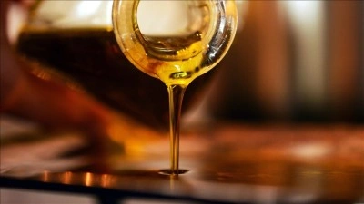 Atık yağlar marketlerde toplanarak geri d&ouml;n&uuml;ş&uuml;me kazandırılacak