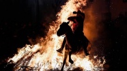 Atlar ateş üstünde &#039;günahlarından arındı&#039;