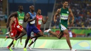 Atletizm erkeklerde Güney Afrikalı Niekerk, dünya rekoru kırdı