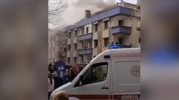 Avcılar’da 5 katlı binada çıkan yangında mahsur kalan 19 kişi kurtarıldı