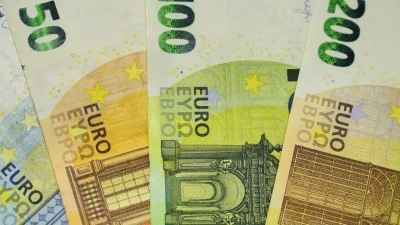 Avrupa'da gaz fiyatları sıcak havanın etkisiyle yaklaşık y&uuml;zde 5 y&uuml;kseldi