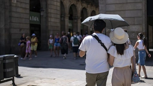 Avrupa'da sıcak hava dalgası etkili oluyor