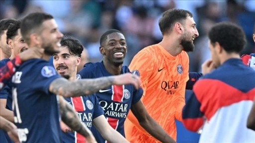 Avrupa'nın 5 büyük liginde şampiyonluğunu ilan eden ilk takım PSG oldu