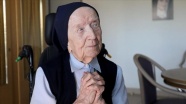 &#039;Avrupa&#039;nın en yaşlı insanı&#039; rahibe Lucile Randon Kovid-19&#039;u yendi