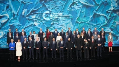 Avrupa Siyasi Topluluğu Zirvesi'nde Azerbaycan-Ermenistan barış s&uuml;recine destek yinelendi