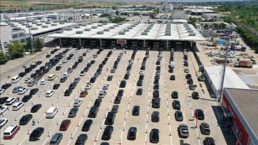 Avrupa'ya açılan Edirne'deki sınır kapılarında tedbirler alındı