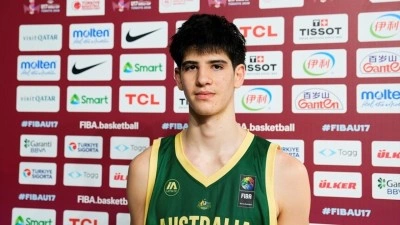 Avustralya 17 Yaş Altı Milli Basketbol Takımı'nda oynayan Yahya Başaran'ın hedefi NBA