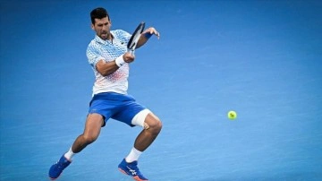 Avustralya Açık'ta Novak Djokovic, zorlanmadan yarı finale çıktı